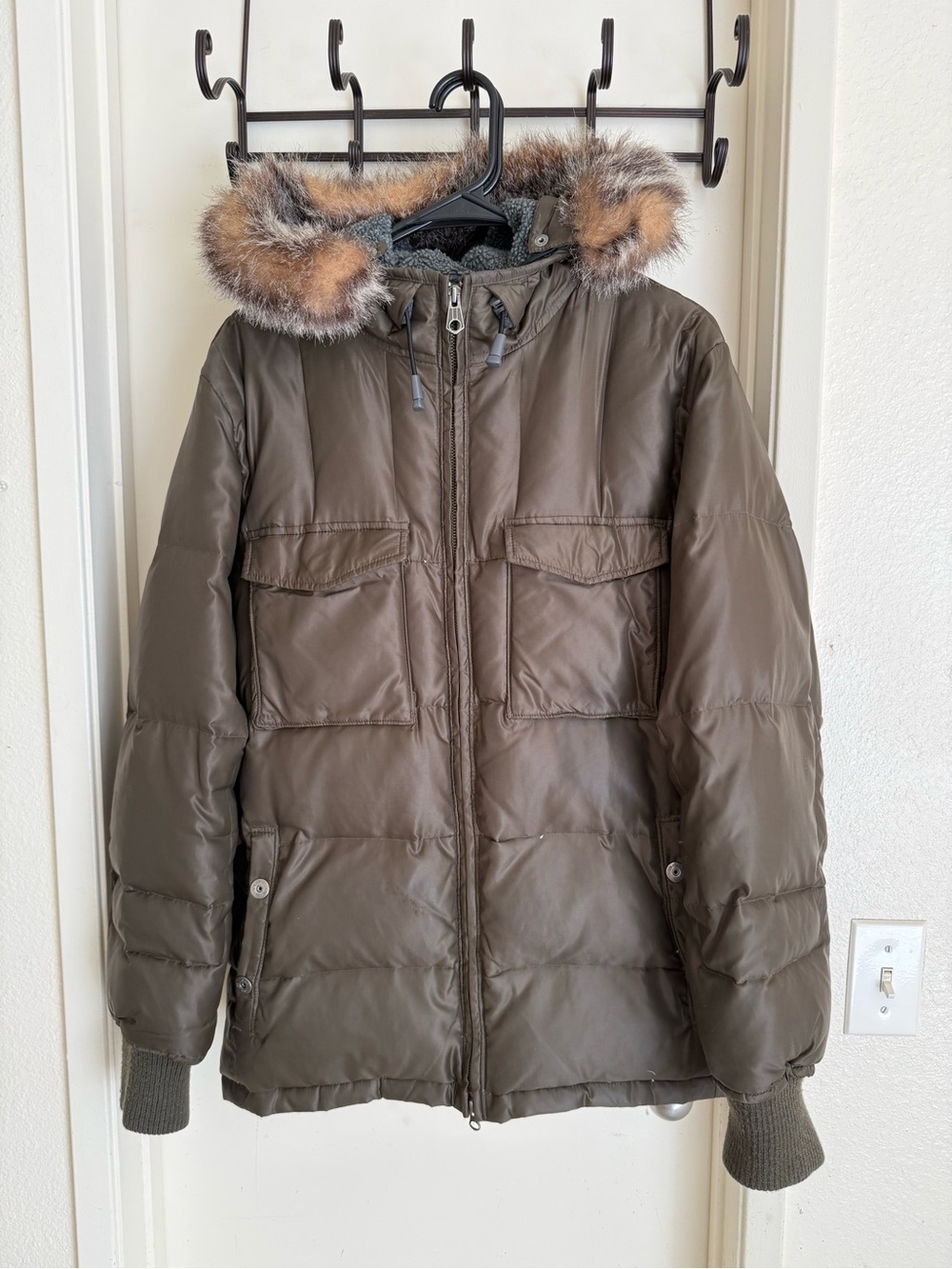 Gap Men’s Puffer Jacket